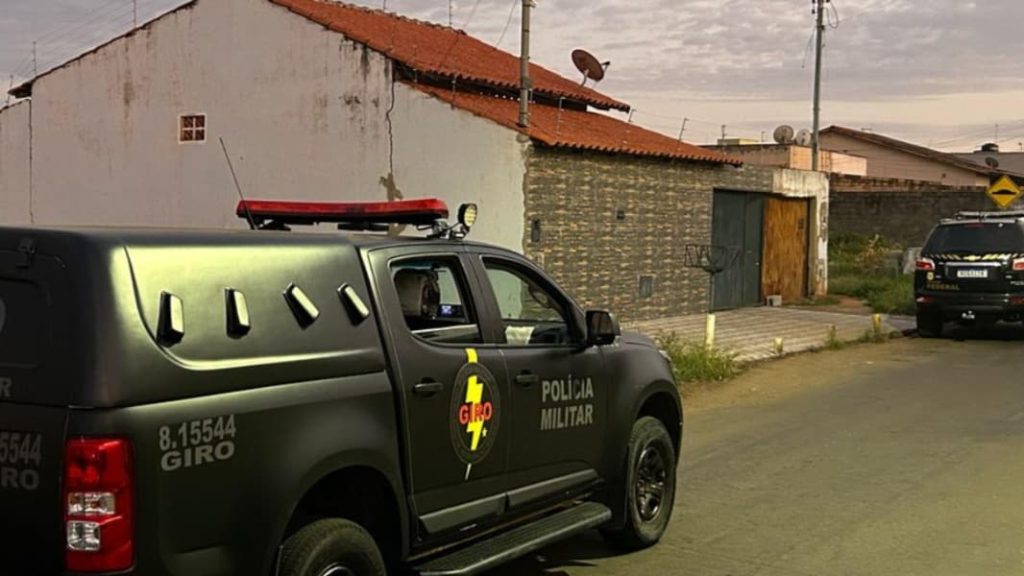 operação "Falsa Ajuda"