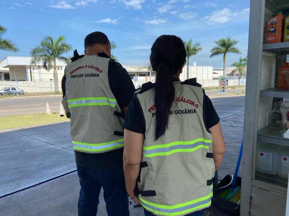 Procon fiscaliza postos em Goiânia