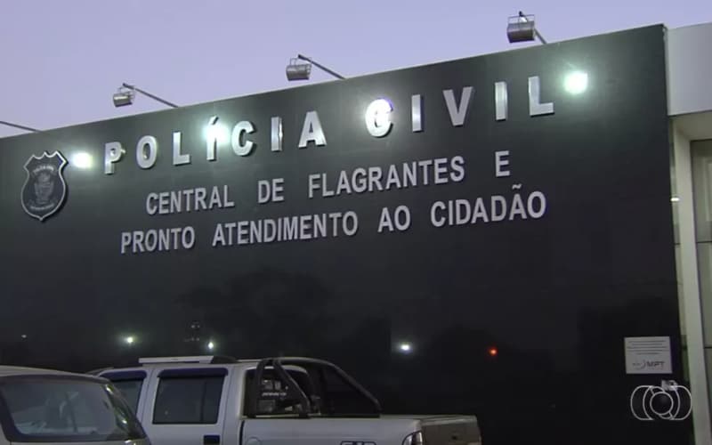 Prisão em academia 