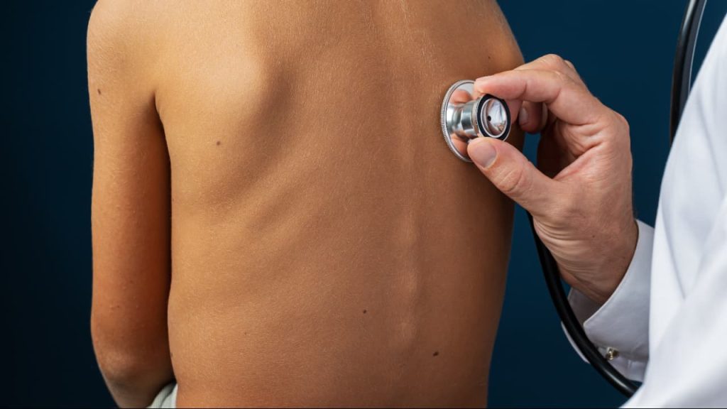 Casos de infecções respiratórias em crianças apresentam aumento e acendem alerta em Goiás