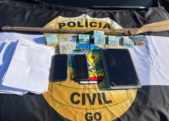 Agente funerário é preso suspeito de aplicar golpes na venda de túmulos, em Goiás