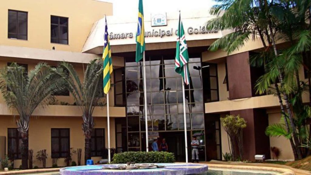 Concurso da Câmara de Goiânia terá vagas com salários de até R$ 9 mil