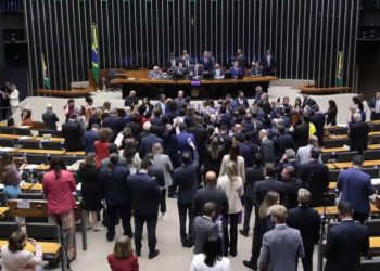 Veja como votaram os deputados de Goiás na urgência da Anistia