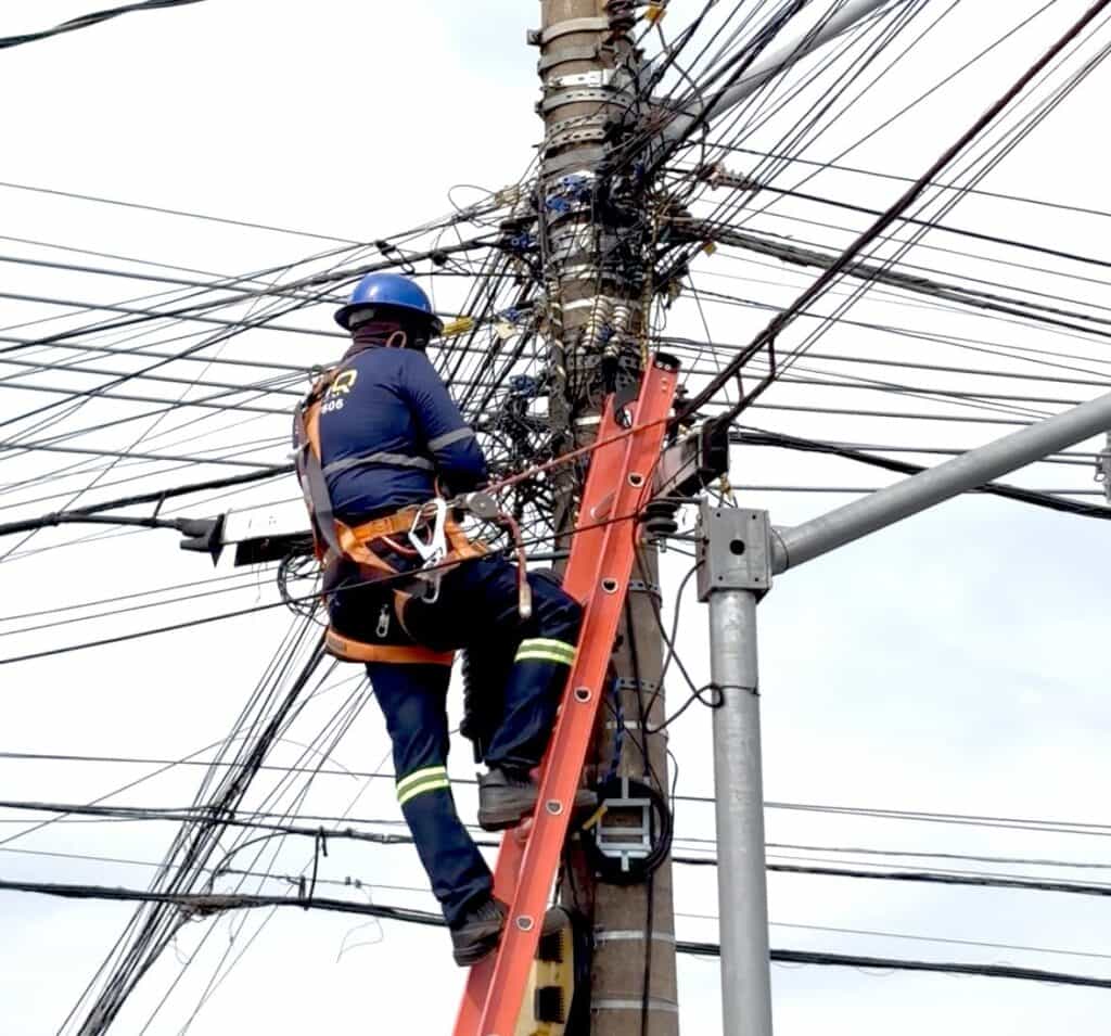 fios soltos Goiânia
