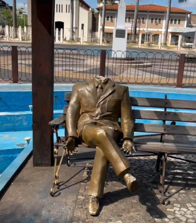Obra vandalizada