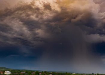 Goiás entra em alerta para chuvas fortes e tempestades no fim de semana