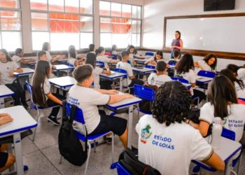 Aulas na rede estadual em Goiás começam na terça-feira (20)