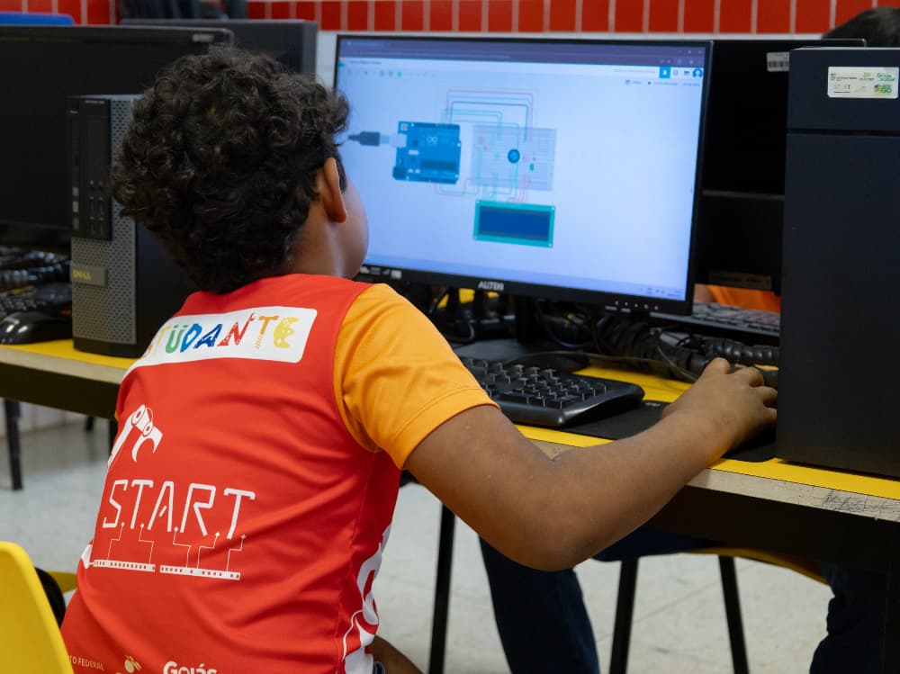  curso gratuito de introdução à robótica em Goiás