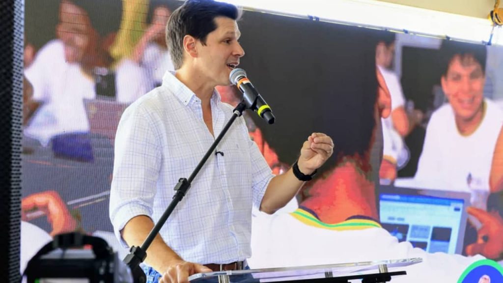 Daniel Vilela assume Governo de Goiás