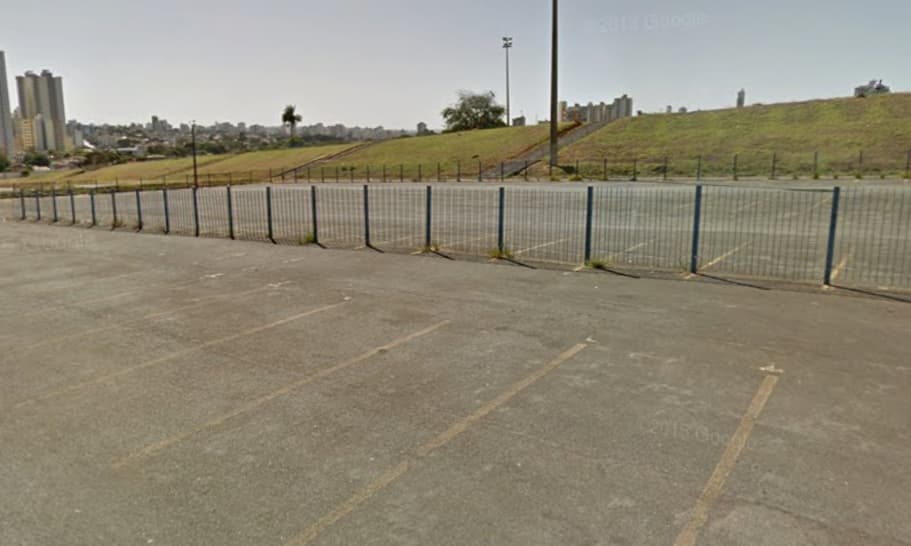 Estacionamento Estádio Serra Dourada