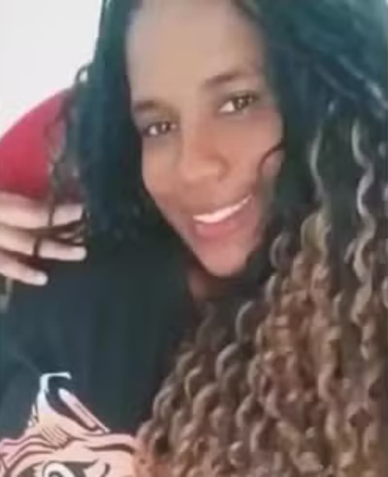 Homem é suspeito de matar mulher a tiros e ferir filha de 10 meses