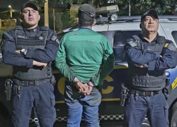 Adolescente denuncia estupro do próprio pai à escola e homem é preso em Aparecida