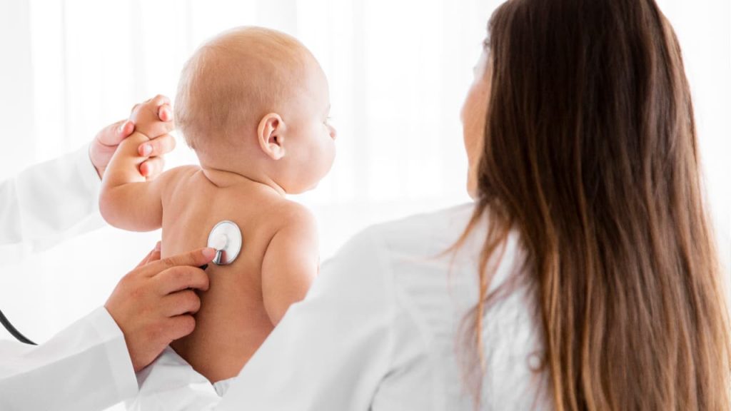 Crianças de até 2 anos concentram 42% dos casos de síndrome respiratória em Goiás