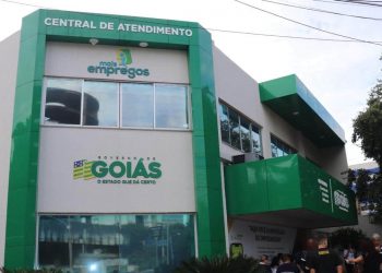 Feirão de empregos na saúde oferece vagas em Goiânia com salários de até R$ 4,7 mil