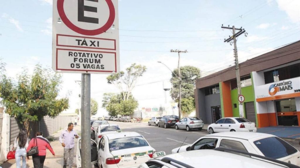 Processo seletivo para vagas rotativas de táxis