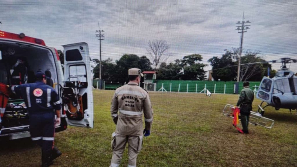 resgate de vítimas em acidente na GO-060