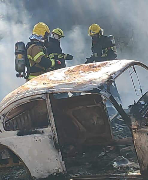 Incêndio em fábrica de reciclagem