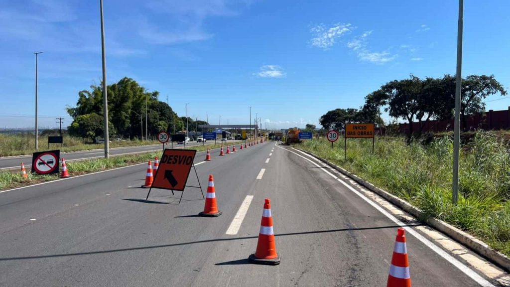 Obras na GO-020