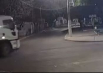 Acidente entre moto e caminhão mata adolescente de 15 anos em Itaberaí; vídeo