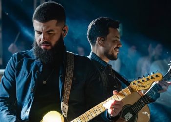 Ícaro, da dupla com Gilmar, passa por cirurgia de urgência após lesão em show
