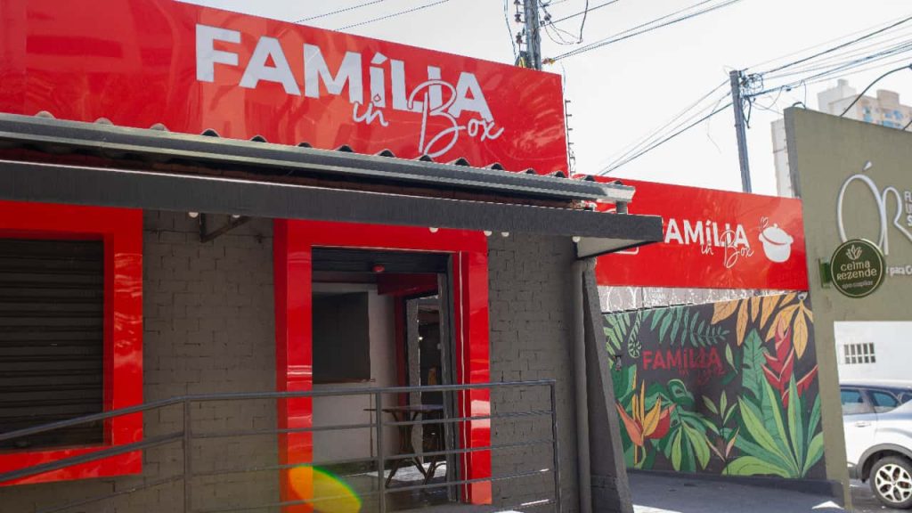 Família In Box