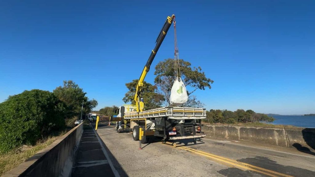 Recuperação da ponte Quinca Mariano altera tráfego na GO-139; veja desvios