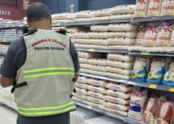 Cesta básica em Goiânia fica 4,72% mais barata em agosto, aponta Procon