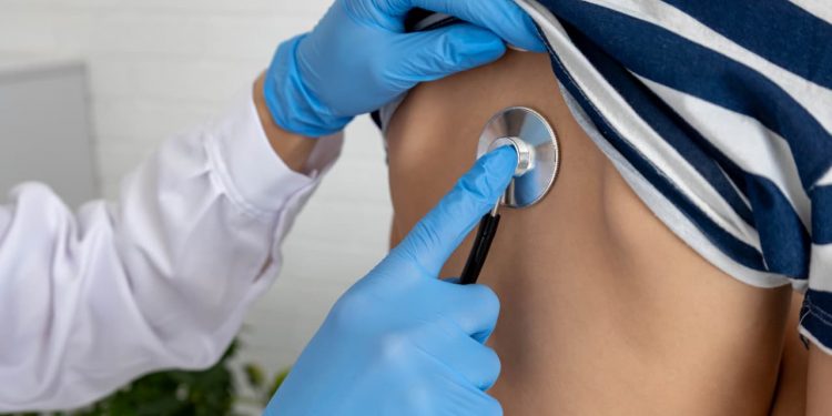 Casos de síndrome respiratória grave caem 19,5% em Goiás em 2026