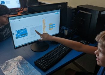 Goiás abre mais de 900 vagas para cursos gratuitos de robótica e tecnologia