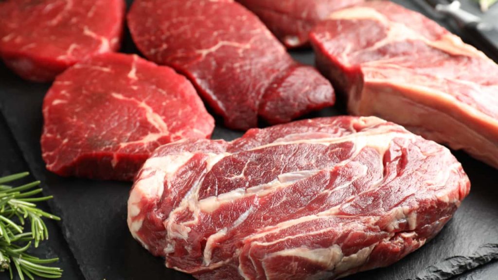 As exportações de carnes de Goiás movimentaram US$ 2,27 bilhões entre janeiro e setembro de 2026, alta de 16,9% em relação ao mesmo período de 2025.