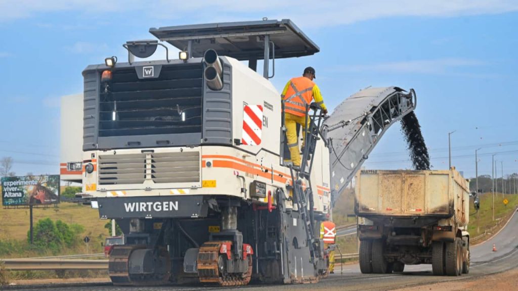 Obras na GO-020
