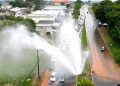 Rompimento de adutora na Avenida Leste-Oeste afeta trânsito e abastecimento de água em Goiânia