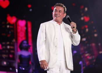 Amado Batista faz show gratuito em Goiânia nesta sexta-feira (23)